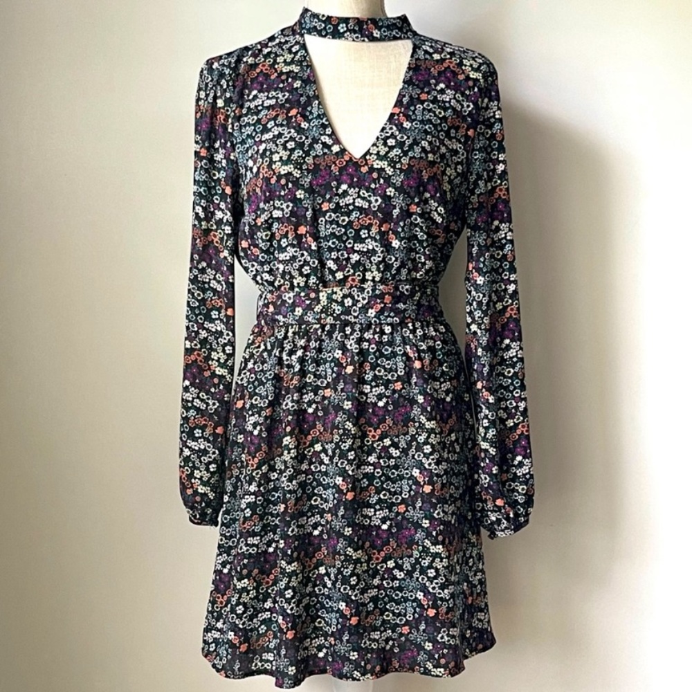H&M Floral long sleeve dress with choker collar size 10.